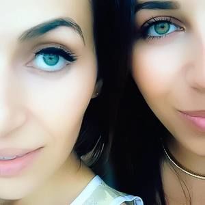 Meet your Posher, Deana